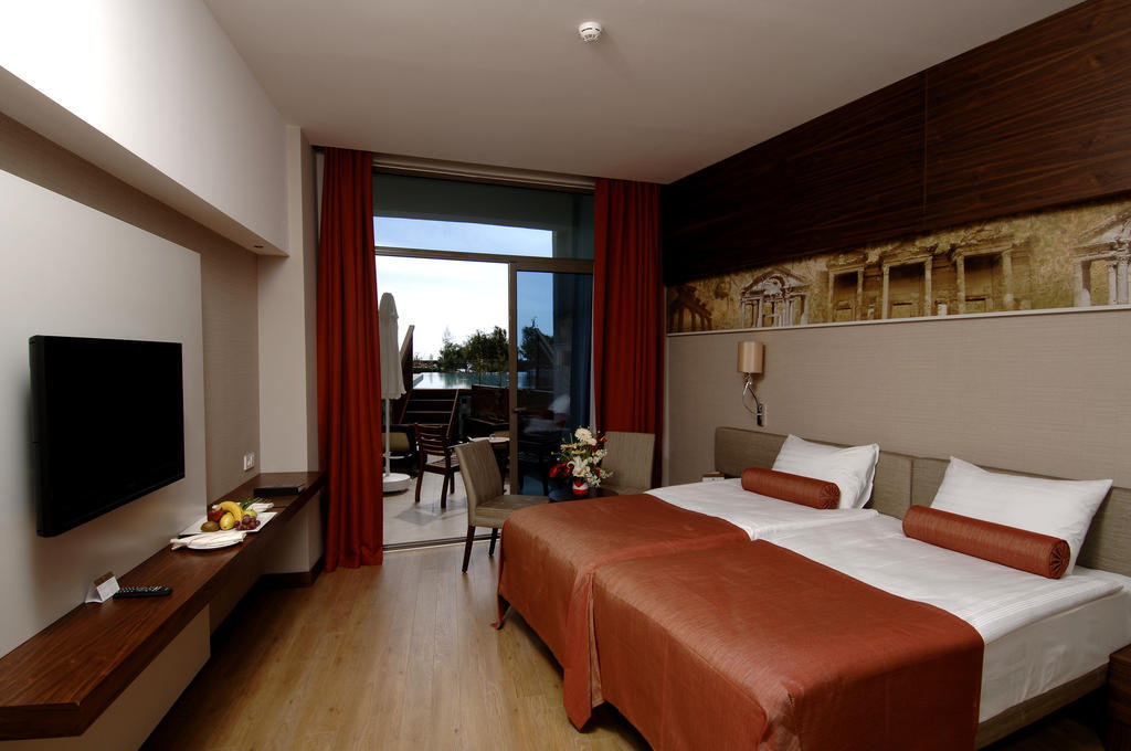 Commodore Elite Suites & Spa Ultra All Inclusive (Adults Only) Evrenseki Exteriér fotografie